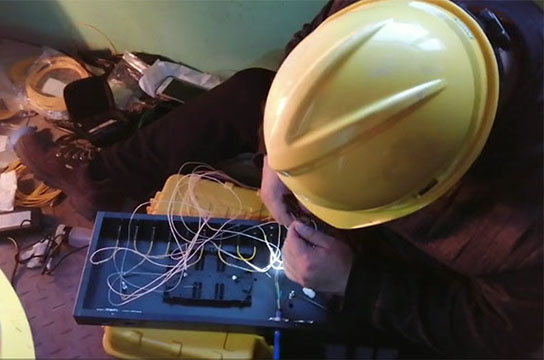 廣眾空壓機斷油保護裝置 可做無人值守在線監(jiān)控系統(tǒng)就地站