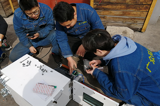 瓦斯抽泵站電動機(jī)軸承溫度振動監(jiān)測裝置 推薦用鄭州廣眾產(chǎn)品