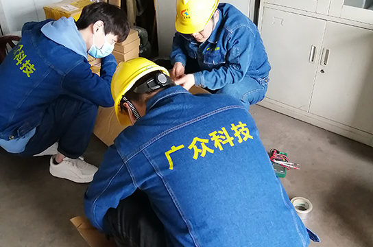 廣眾電動機軸承溫度振動監(jiān)測裝置應用于各種煤礦機電設備