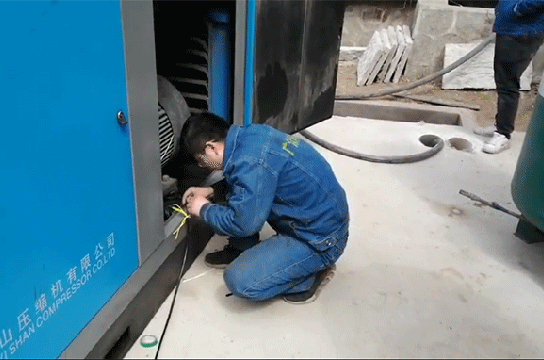 ZBK380空壓機綜合保護裝置安裝現(xiàn)場