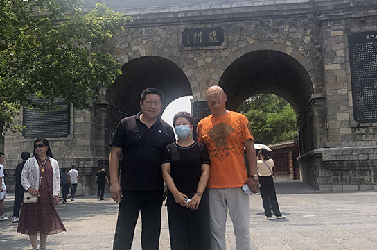 遼寧客戶來訪 廣眾科技盛情接待游景區(qū)