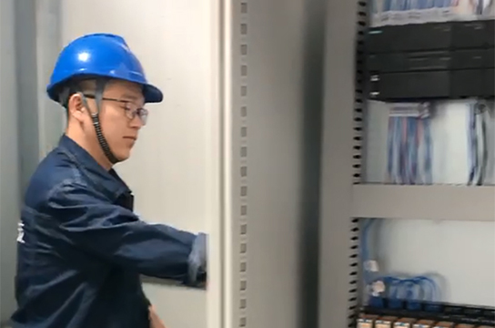 廣眾空壓機遠程控制系統(tǒng)無人值守安裝安全帽戴起來