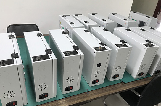 長治客戶訂購的13臺ZBK380型空壓機保護裝置生產完成