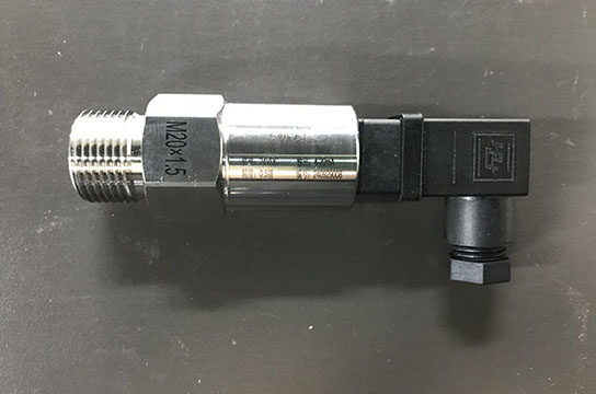 空壓機斷油保護裝置中油壓傳感器具備重要作用